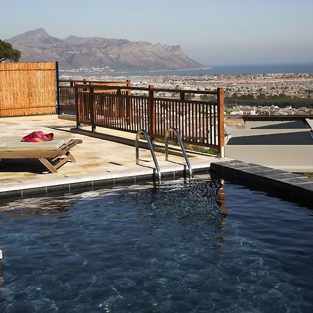 43 On Sandstone Somerset West Oda fotoğraf